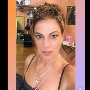 Meet your Posher, Donnamarie